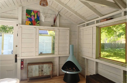 Amherst Apartment | Under the Hemlocks – Refined Boutique Retreat Near Amherst & UMass