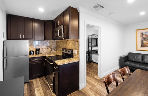 East Fort Lauderdale Villa | UNIT 3 LAUDERDALE BY THE SEA Updated Two Bedrm/1st floor 200+- steps to beach
