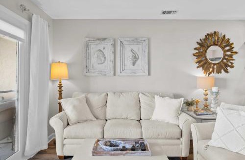 North Topsail Beach Villa | Villa Capriani Condo w/Direct Beach Access!