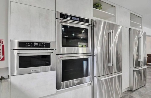 Hollywood Hills House | Villa Ravena, Private 8BR Paradise with Heated Pool