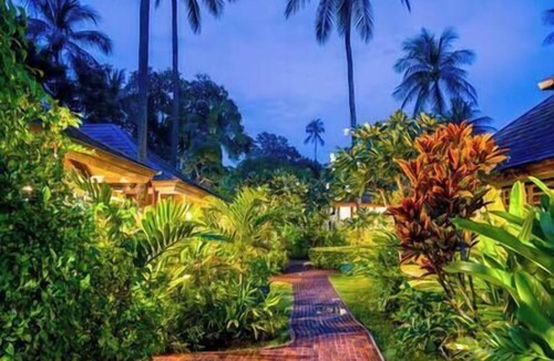 Lipa Noi Villa | Villa Waimarie | Lipa Noi Beachfront 6BR Villa — Pool & Chef