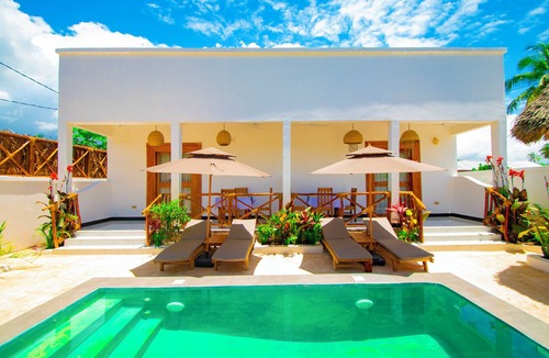 Kiwengwa House | Villa with two double master suites, a private pool, and an exclusive beach area