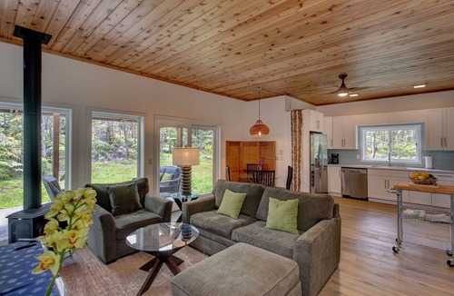 Royal Hawaiian Estates House | Volcano Forest House next to Volcano National Park