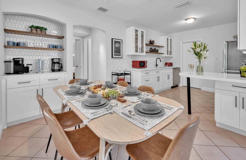 Lauderdale Beach House | Walk to beach/two cottages/swimming pool/hot tub/Surf and Sand/RESlDENCES