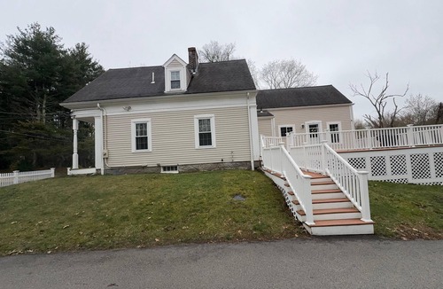 South Walpole House | Walk to the World Cup venue at Gillette Stadium