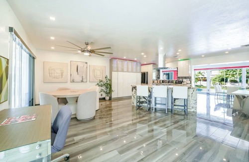 Lighthouse Point House | Waterfront Luxe 3BR Pool, Hot Tub & Dock