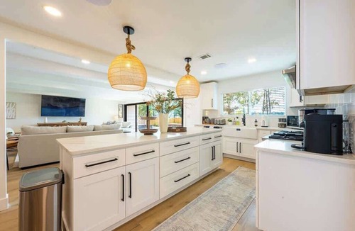 Southside House | "Waterfront Paradise" Dock, Pool, Boathouse