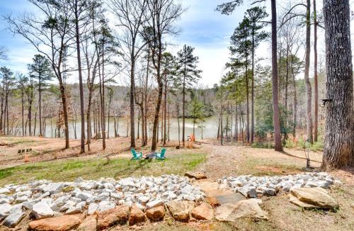 Seneca House | Waterfront Seneca Cabin ~ 4 Mi to Boat Launch!