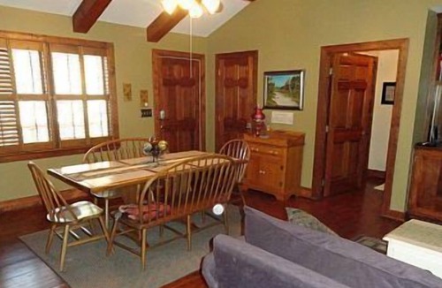 Townsend Cabin | Wheelchair Accessible