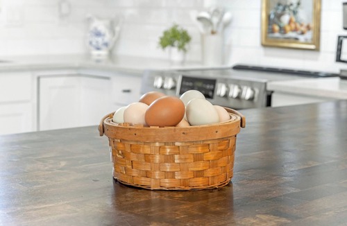 Boiling Springs House | Work & Play Retreat Sleeps 7 - BBQ, Arcade & Fresh Eggs