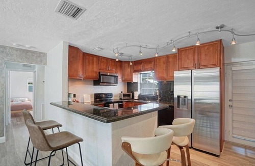 Hallandale Beach House | Your Florida Vacation Destination Minutes from the beach