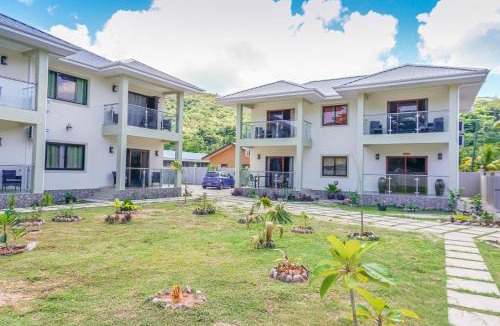 Grand Anse Apartment | Yvon's Tropical Villa
