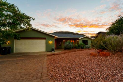 10 Min-Buddha Beach- Oak Creek | Pet & RV Friendly