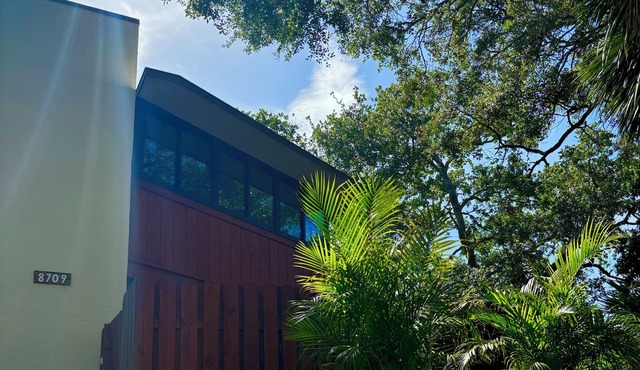 2-bedroom oceanfront townhome at the charming Cape Canaveral with WiFi, AC, Pool