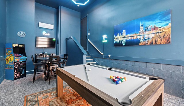 2 Homes, 14 Beds | Sauna, Hot Tub, Rooftop | Close to Downtown