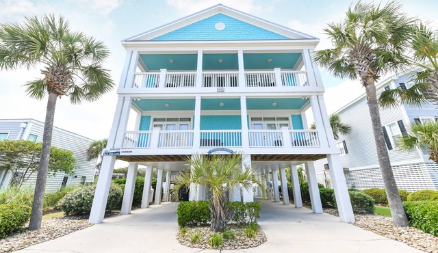 2nd Row 6 BR Beach House with a Heated Private Pool! Wynding Down.