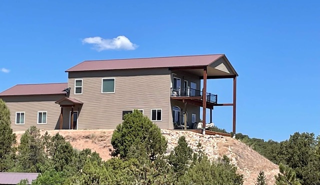 4 Bed Tabiona Mountain Cabin Home