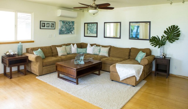 4 bedroom, 2.5 bath, Sleeps 9 in beds