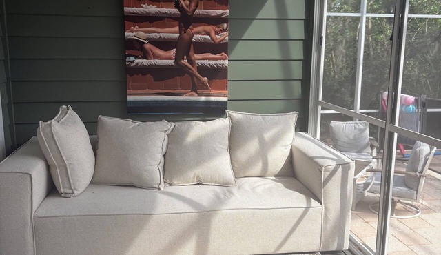 4-bedroom house in marvelous Sarasota with fitness room, AC, WiFi