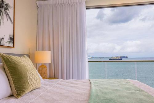 403 - Suva City Views Oceanfront Large Balcony