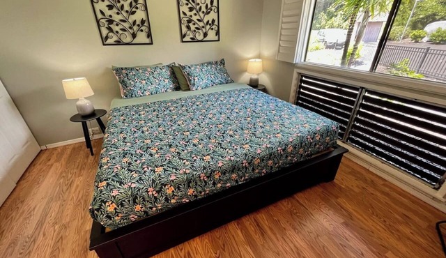 #49 1 Bedroom/1 Bathroom Condo with Balcony