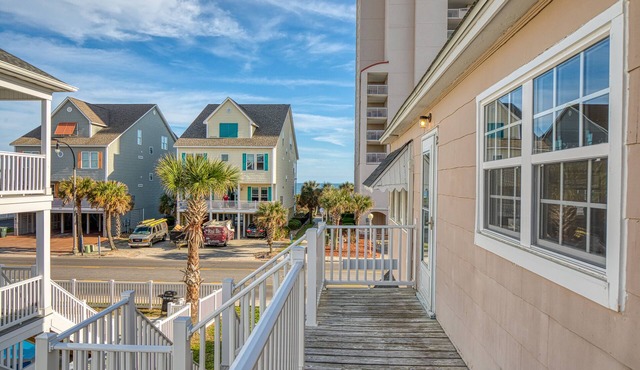 Affordable Ocean view 2BD - Walk 2 Beach - Pet Friendly