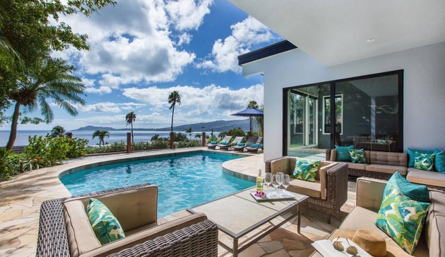 Aloha Nalu: Luxury Home w/Diamond Head Views, AC & Private Pool
