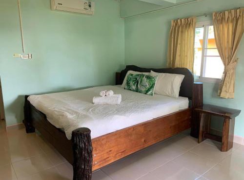 AtMyHomeStay Bangsaphan