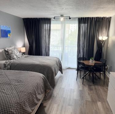 Beach Front Building Studio with Balcony Kitchen Pool Gym direct Beach Access in Sunny Isles Beach Miami