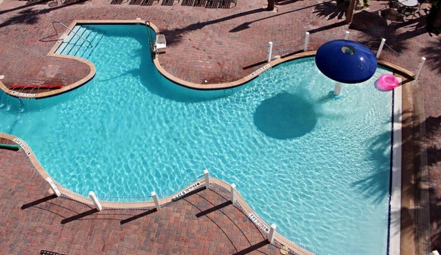 Beach is Calling! 2 Serene Units, Surfing, Pool, Close to Daytona 500 Experience in Ormond Beach