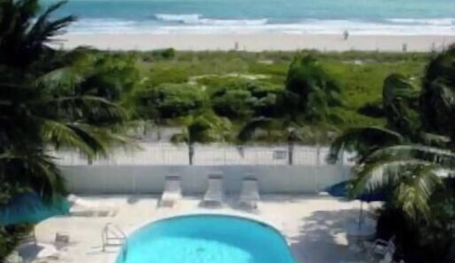 Beachfront Art Deco District includes Free Beach Lounges and Pool
