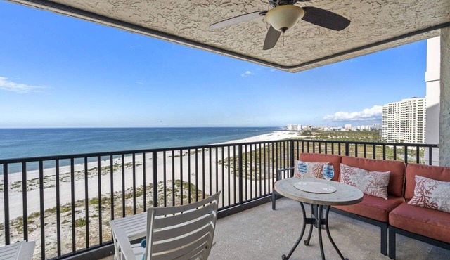 Beachfront End Unit, Pool, Hot Tub, Tennis, Grill, Free Wi-Fi & Cable, W/D ~ 1208 Lighthouse Towers