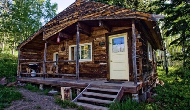 Bear Cabin - A Well-Equipped Log Cabin!