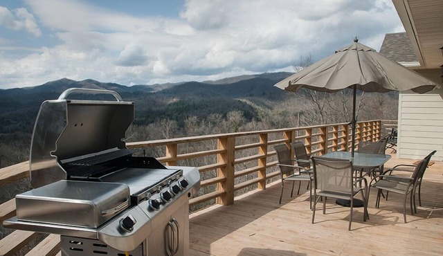 Beautiful Fully Equipped Mountain Retreat with Stunning Views