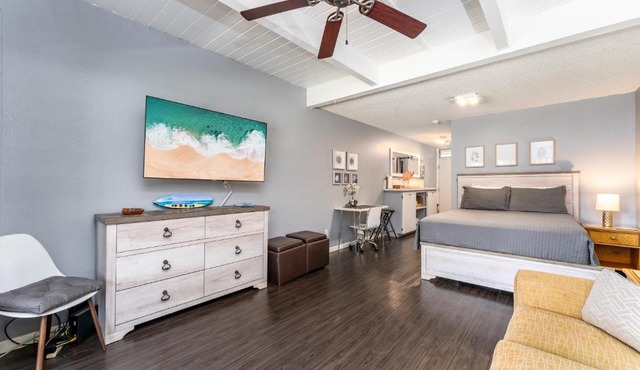 Beautiful Kihei Hideaway Studio Across the Beach LSV02