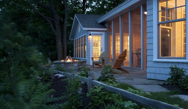 Cape Cod Meets Up North in this Gull Lake Retreat