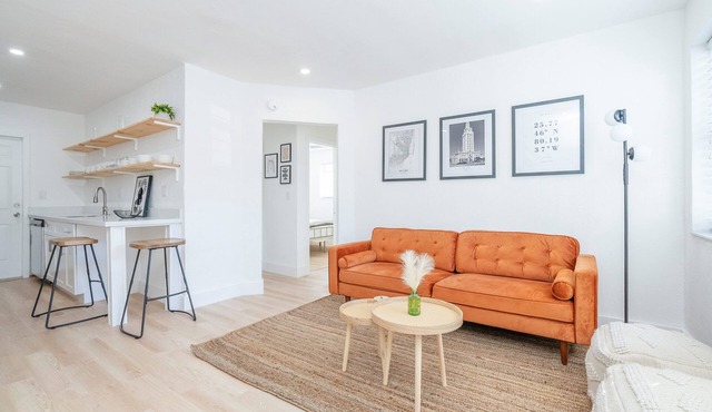 Casa de Coco - 2 BDR/1BTH CLOSE TO BRICKELL, WYNWOOD, & SOUTH BEACH