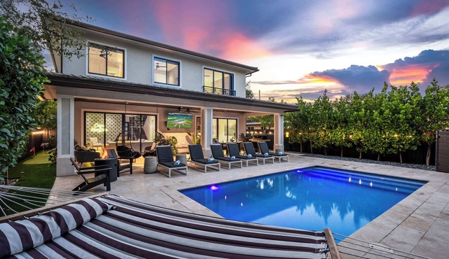 Casa Monstera | Heated Saltwater Pool | Game Room | Golf