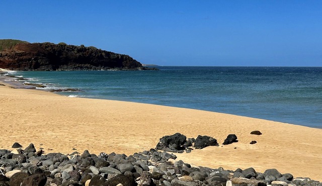Charming Condo on the Sand at Kepuhi Beach