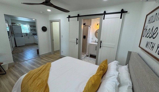Charming Studio in Schertz with Private Entrance