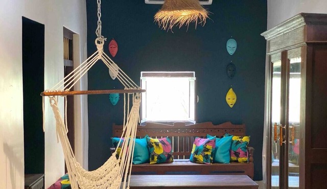 Cheerful central townhouse with private balcony