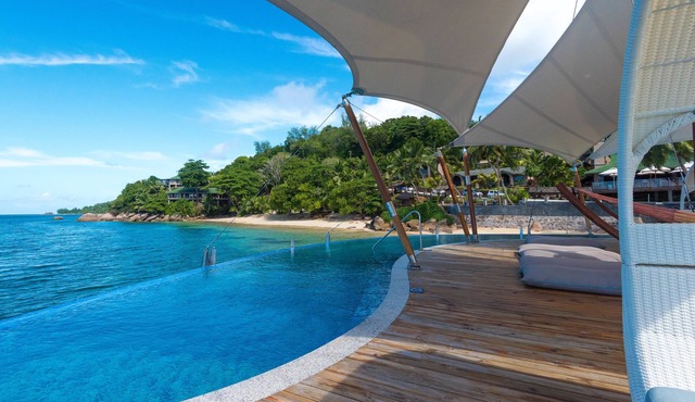 Coco de Mer Hotel and Black Parrot Suites