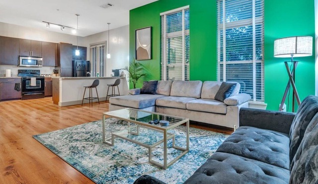 Conveniently Located 2bed2bath Buckhead Apt