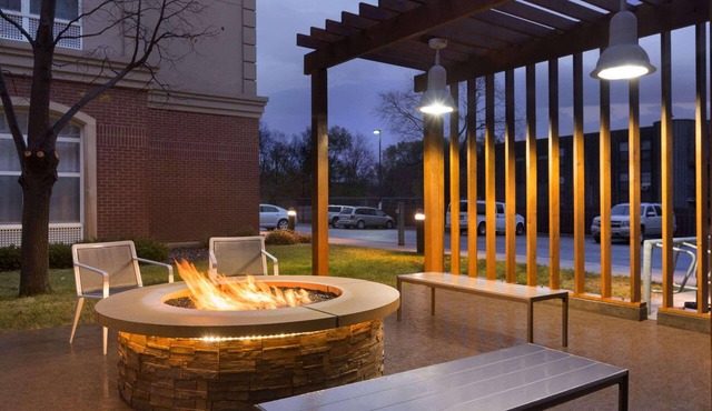 Country Inn & Suites by Radisson, Bloomington at Mall of America, MN