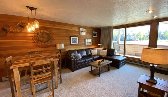Cozy Keystone Escape | Lake, Views + Trails