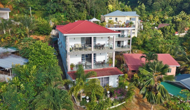 Creole Cottage 2BR Apartment is a fully furnished located in Anse Royal with AC