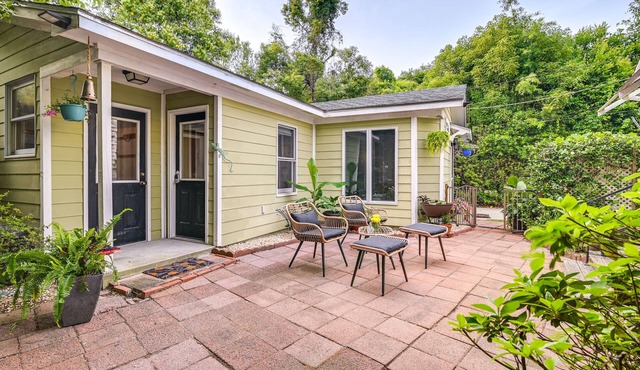 Cute Georgetown Villa < 1 Mi to Historic District