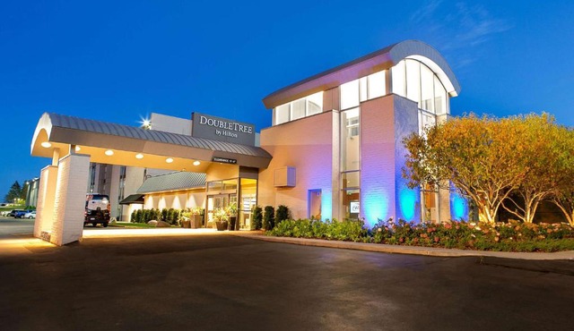 DoubleTree by Hilton Roseville Minneapolis