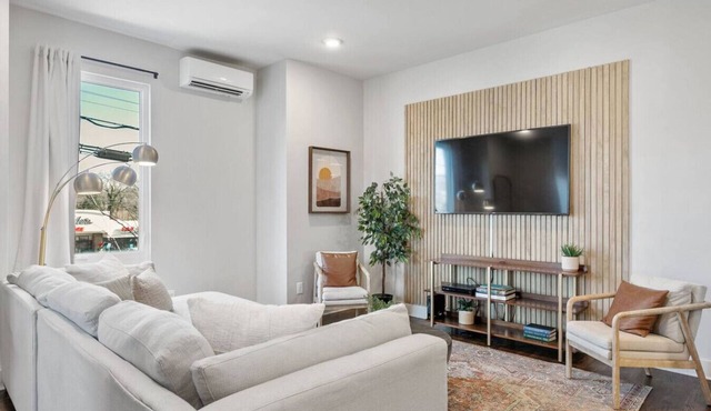 East Nash Rooftop 3 En-Suites | City Views