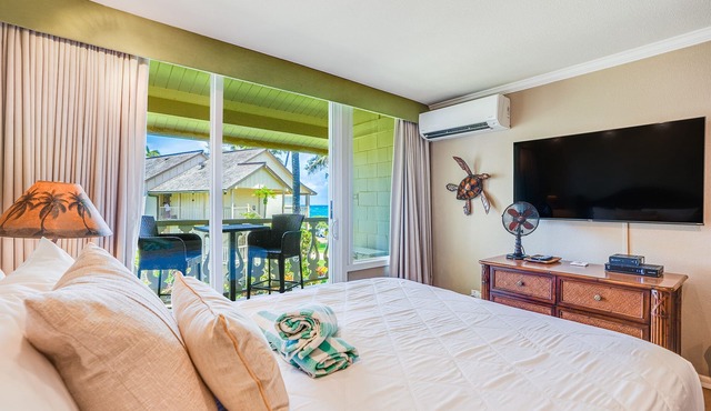 Escape to Kauai | Top Floor Oceanview Studio | Sleeps 2